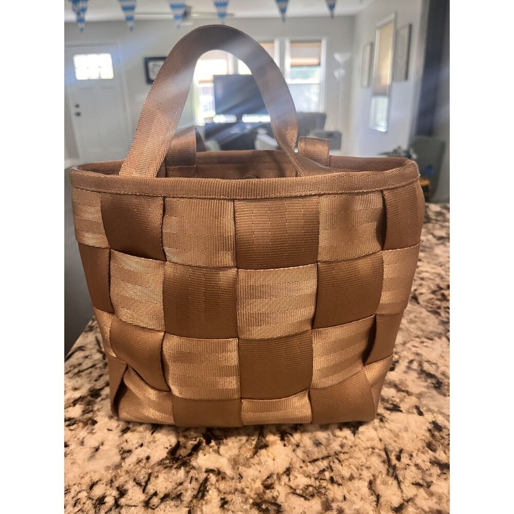 Harveys Original Seatbelt Bag BUILT IN THE USA Champagne Woven Small Tote